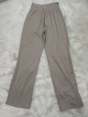 Vuori Lux At Ease Straight Leg